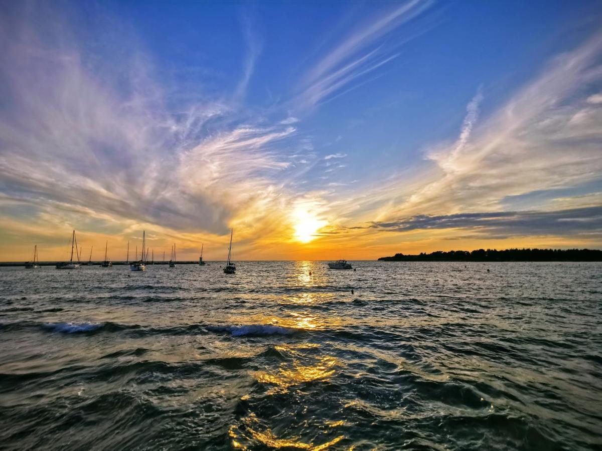 Emily Deluxe Superior 5 Star Studio Apartment, Your Piece Of Heaven With Sea & Park View Novigrad  Luaran gambar